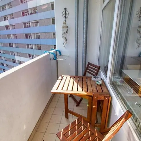 - Haus H, App 0h0606 Apartment *